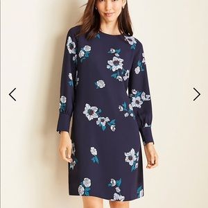 Used Floral Lantern Sleeve Shift Dress size S 4/6